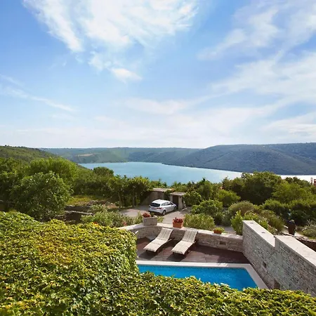 Gelci Holiday home