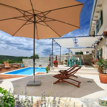 Holiday home Gelci *