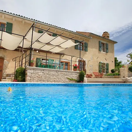 Gelci Holiday home Trgetari