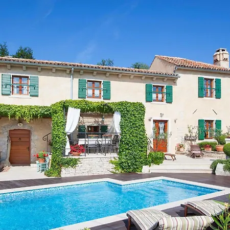 Gelci Holiday home